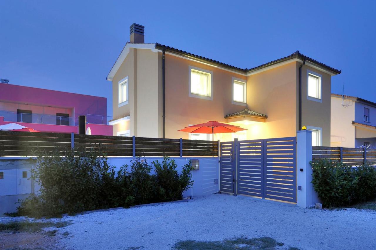 Villa With Private Pool In Village Jadreski PUY 외부 사진