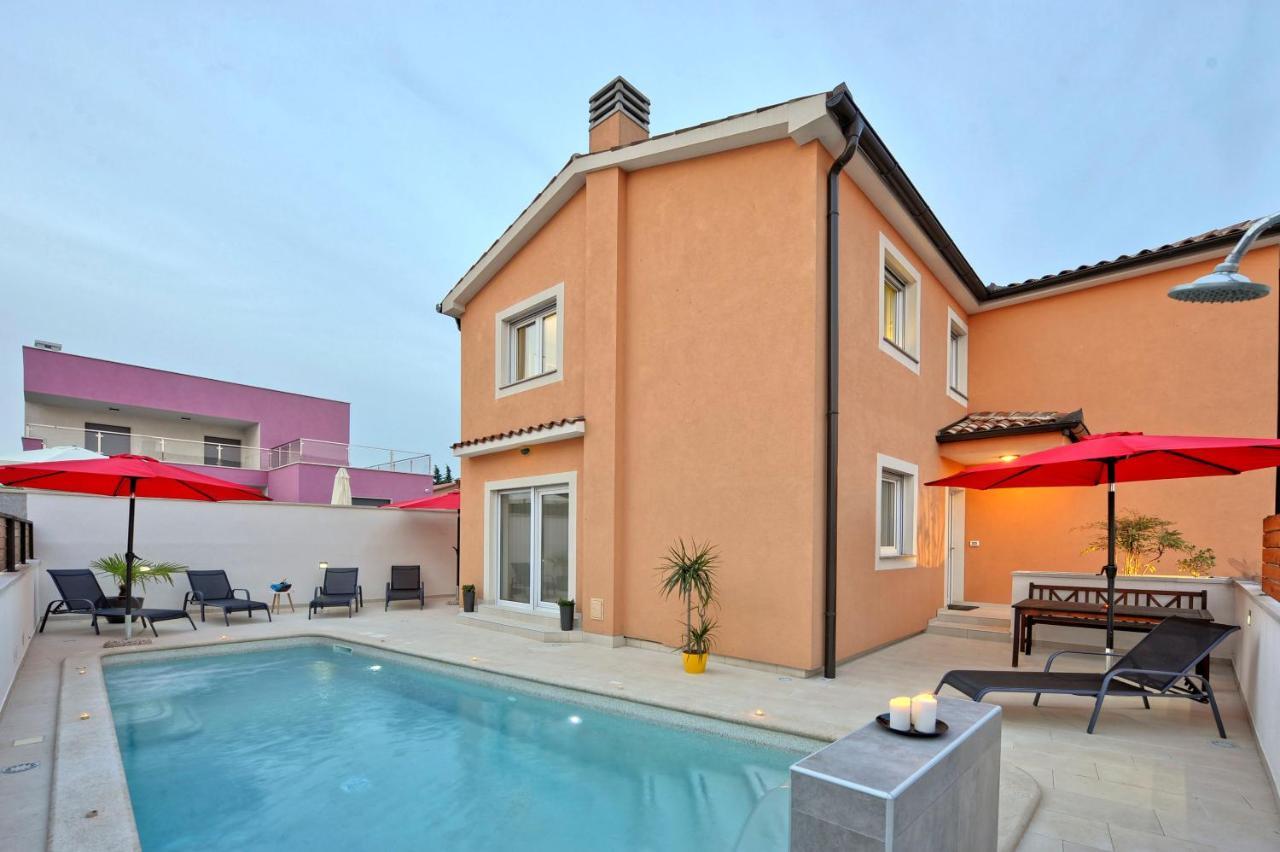 Villa With Private Pool In Village Jadreski PUY 외부 사진