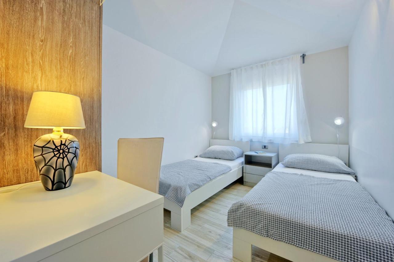 Villa With Private Pool In Village Jadreski PUY 외부 사진
